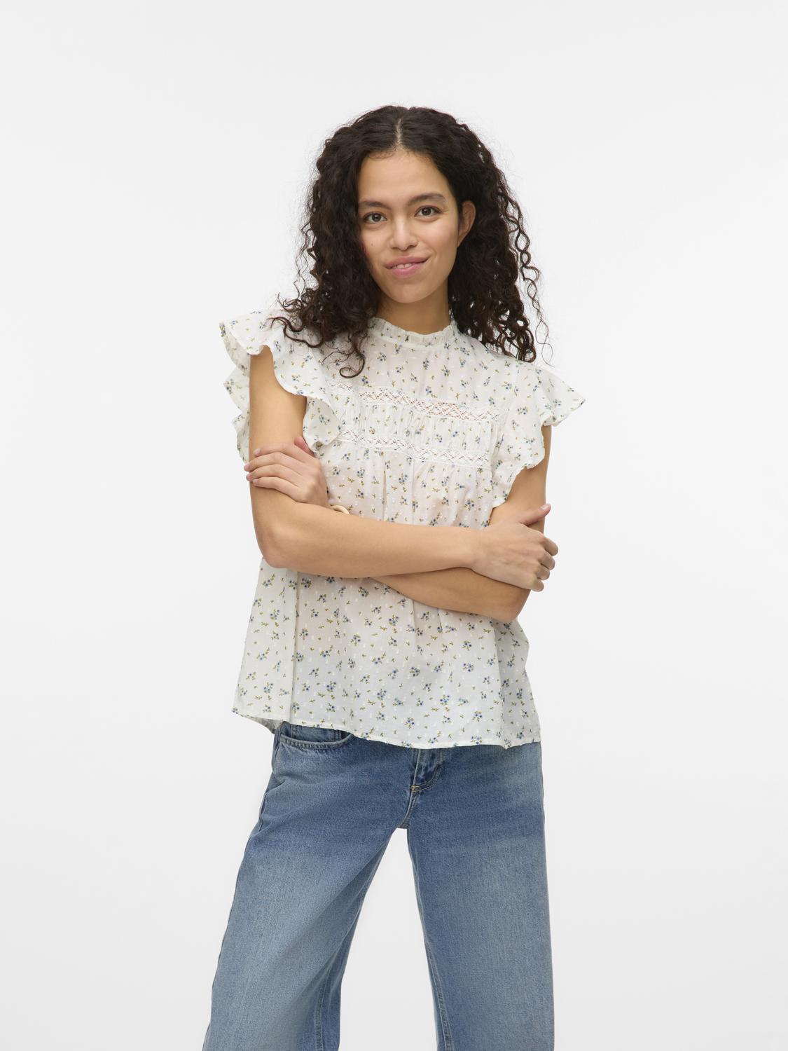 model_shot-front